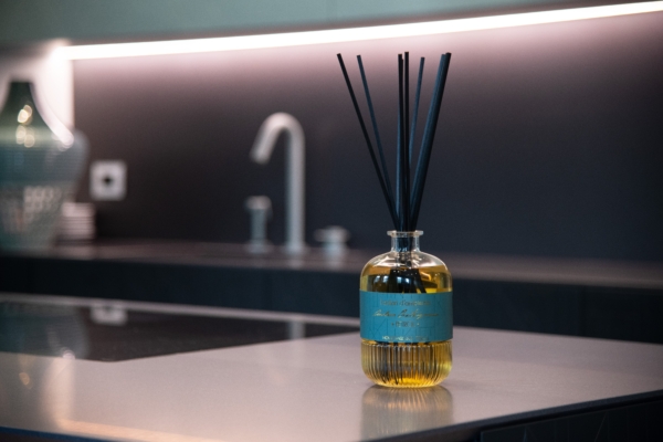Andrea Castrignano - Petrol - Image 3